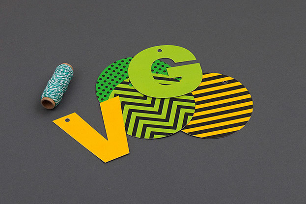 Tags examples, green and yellow
