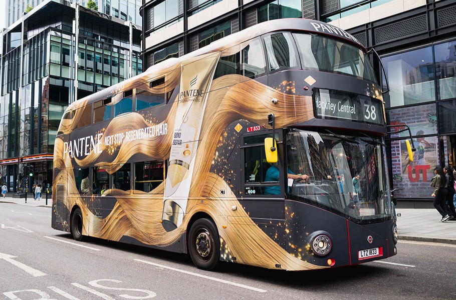 Pantene bus, front view